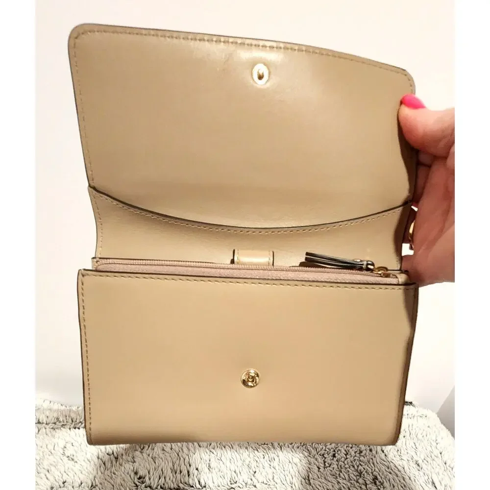 Michael Kors tri fold wallet‎
